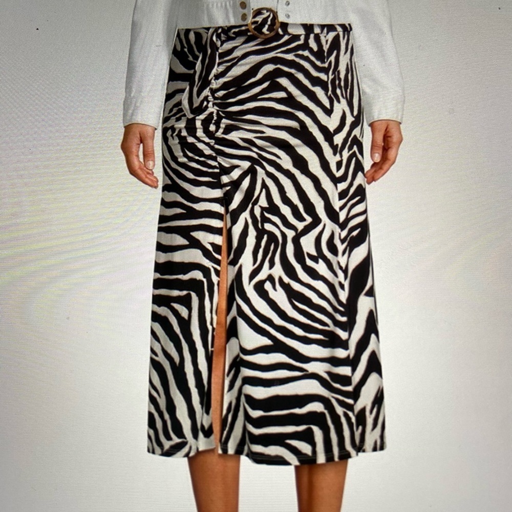 White House Black Market Zebra Print Pencil Skirt. - Picture 14 of 15